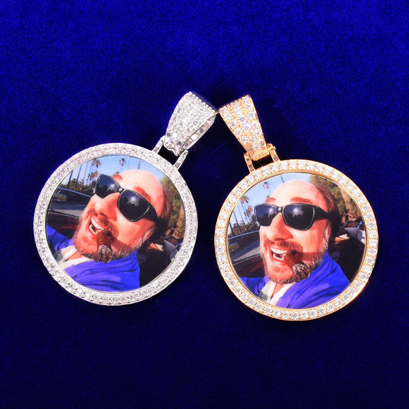 SMALL ROUND CUSTOM PHOTO MEDALLION + CHAIN