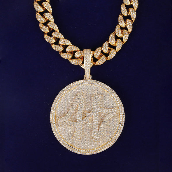 XL SPIN FONT MEDALLION + CHAIN